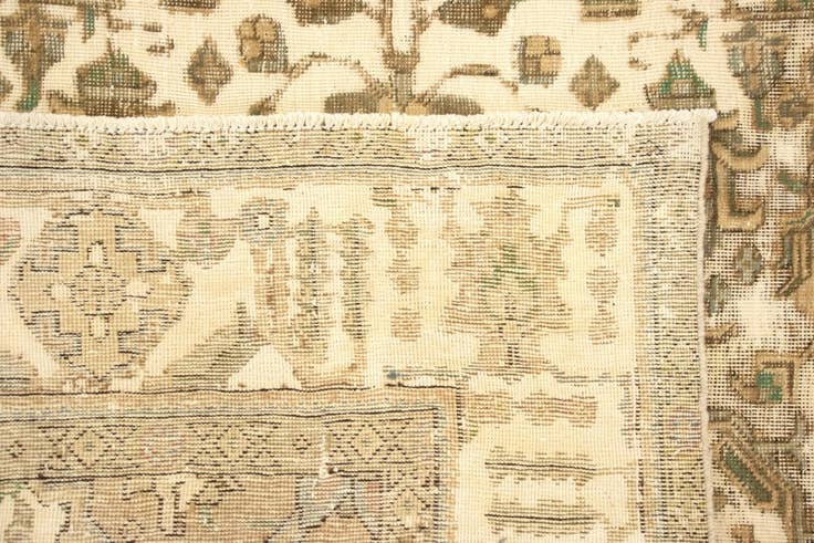 Detail image of 9' 9 x 12' 8 Hand Knotted Vintage Royal Persian Wool Rug