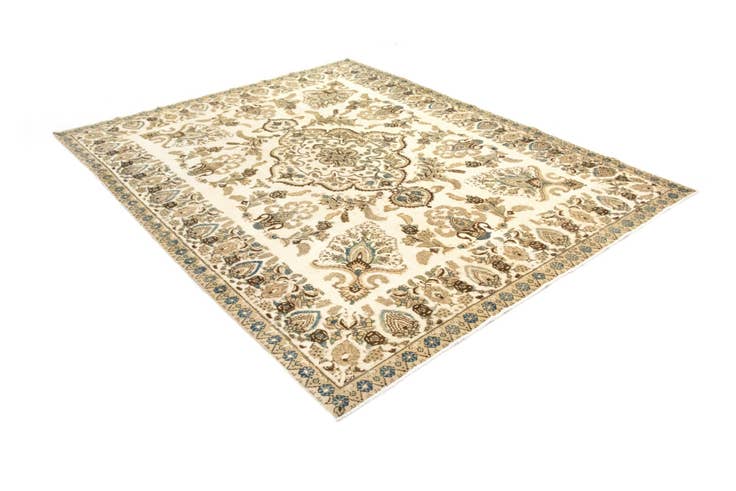 Detail image of 9' 11 x 12' 8 Hand Knotted Vintage Royal Persian Wool Rug