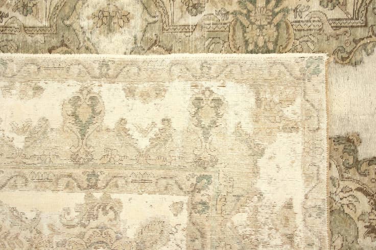 Detail image of 9' 9 x 12' 4 Hand Knotted Vintage Royal Persian Wool Rug