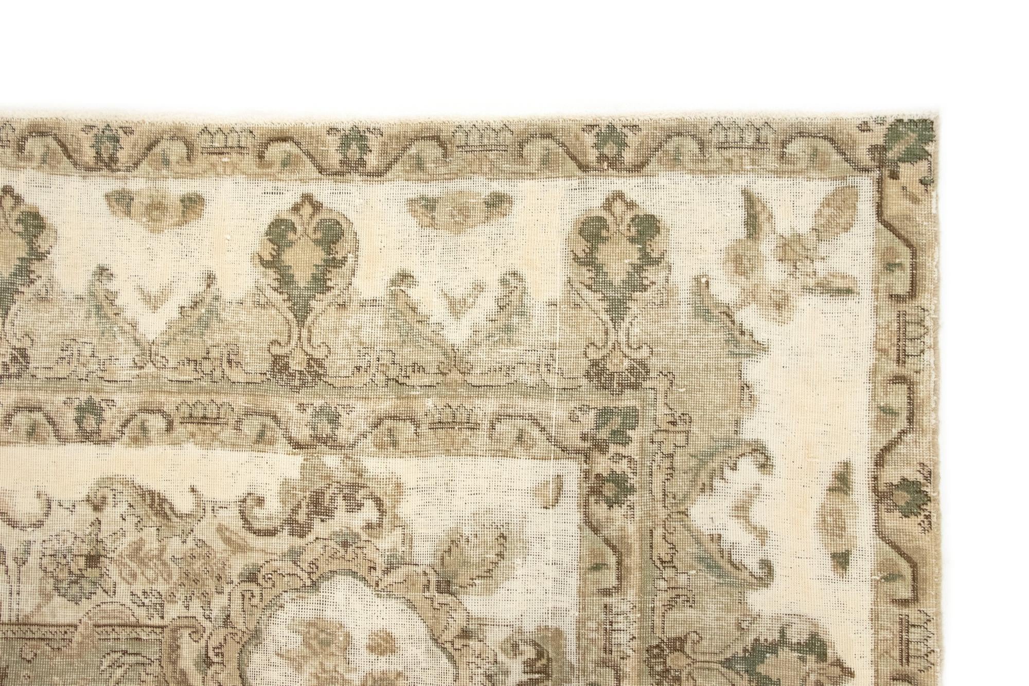 9' 9 x 12' 4 Hand Knotted Vintage Royal Persian Wool Rug