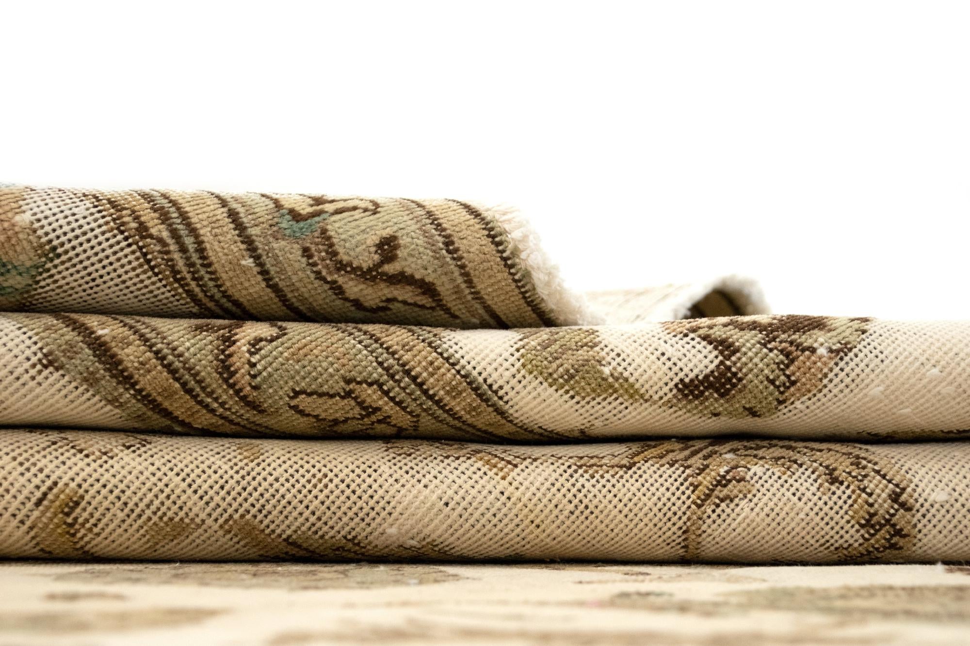 9' 9 x 12' 6 Hand Knotted Vintage Royal Persian Wool Rug