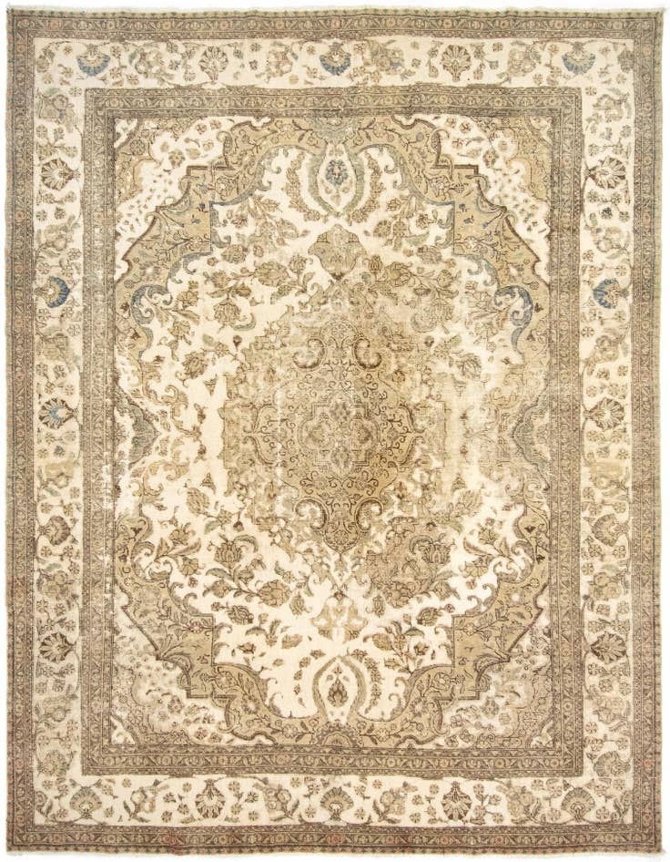 Detail image of 9' 9 x 12' 11 Hand Knotted Vintage Royal Persian Wool Rug
