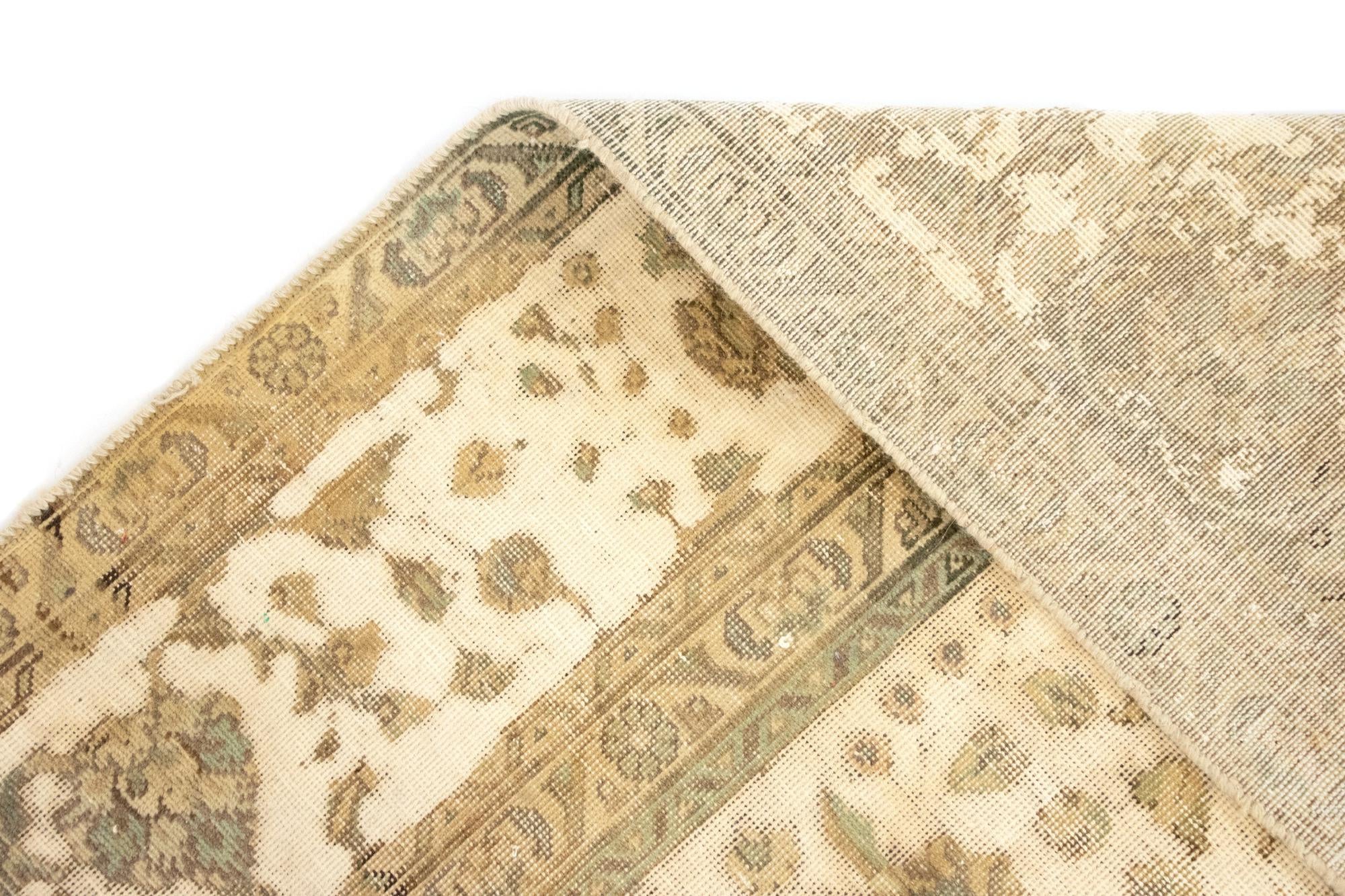 7' 9 x 10' 8 Hand Knotted Vintage Royal Persian Wool Rug
