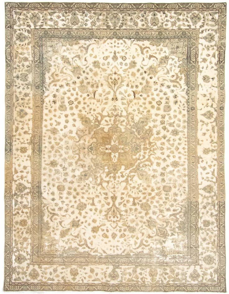 Detail image of 7' 9 x 10' 8 Hand Knotted Vintage Royal Persian Wool Rug