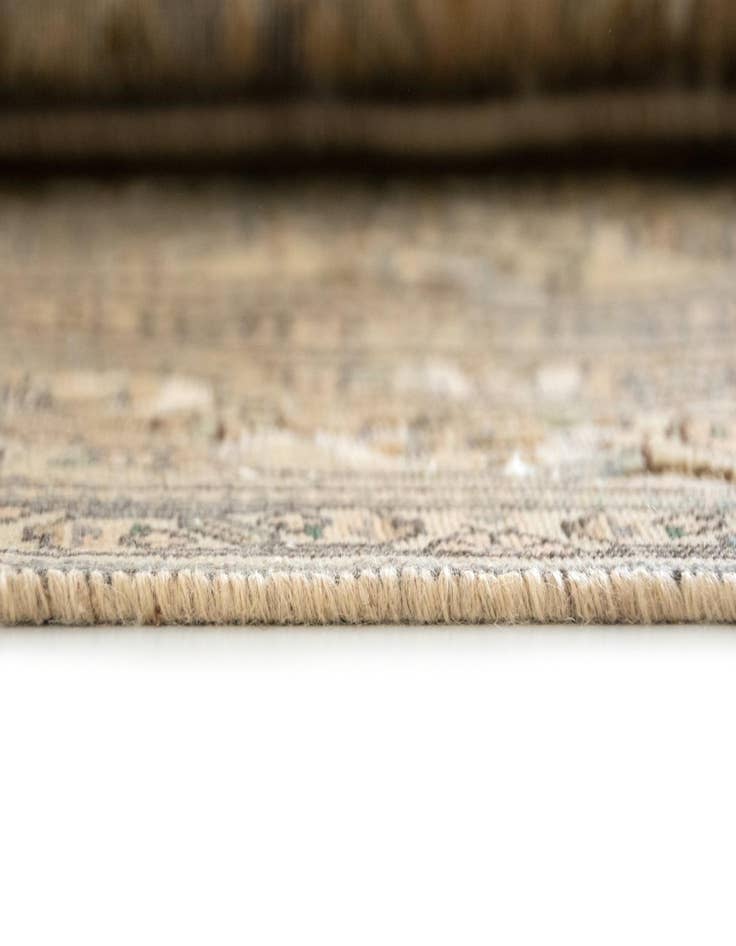 Detail image of 8' x 10' 6  Hand Knotted Vintage Royal Persian Wool Rug