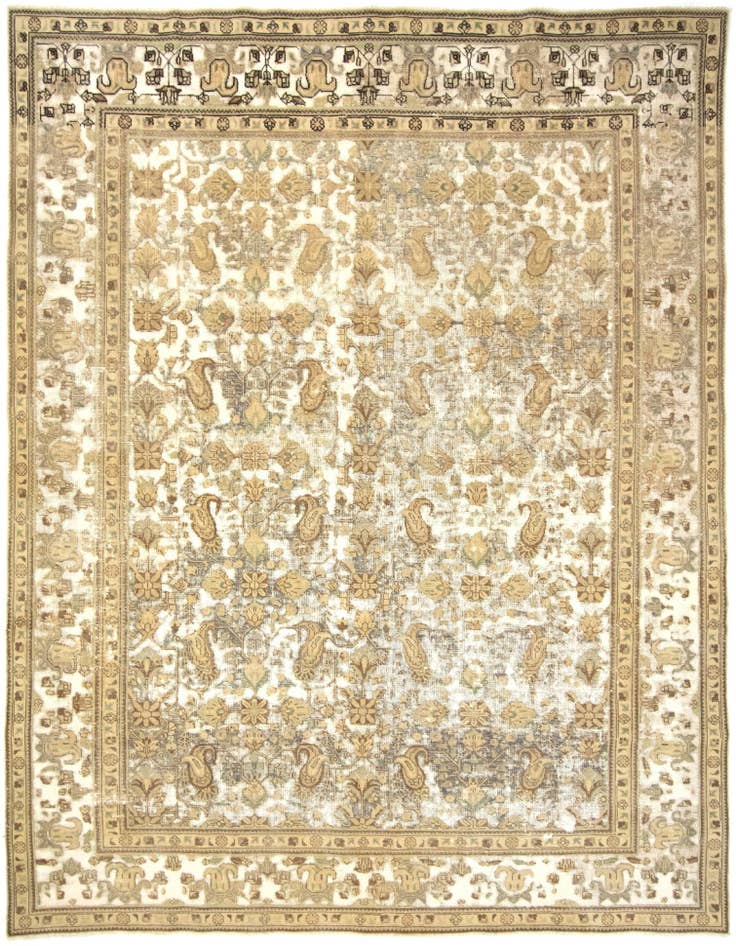 Detail image of 8' 4 x 11' 6 Hand Knotted Vintage Royal Persian Wool Rug