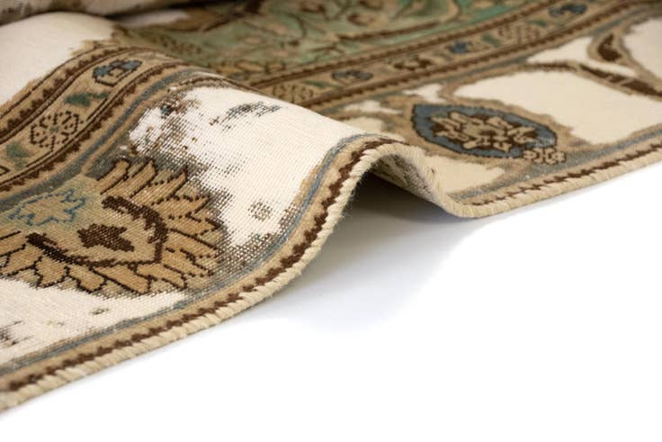 Detail image of 7' 5 x 10' 8 Hand Knotted Vintage Royal Persian Wool Rug