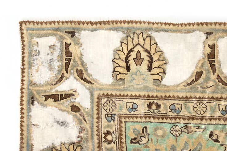 Detail image of 7' 5 x 10' 8 Hand Knotted Vintage Royal Persian Wool Rug