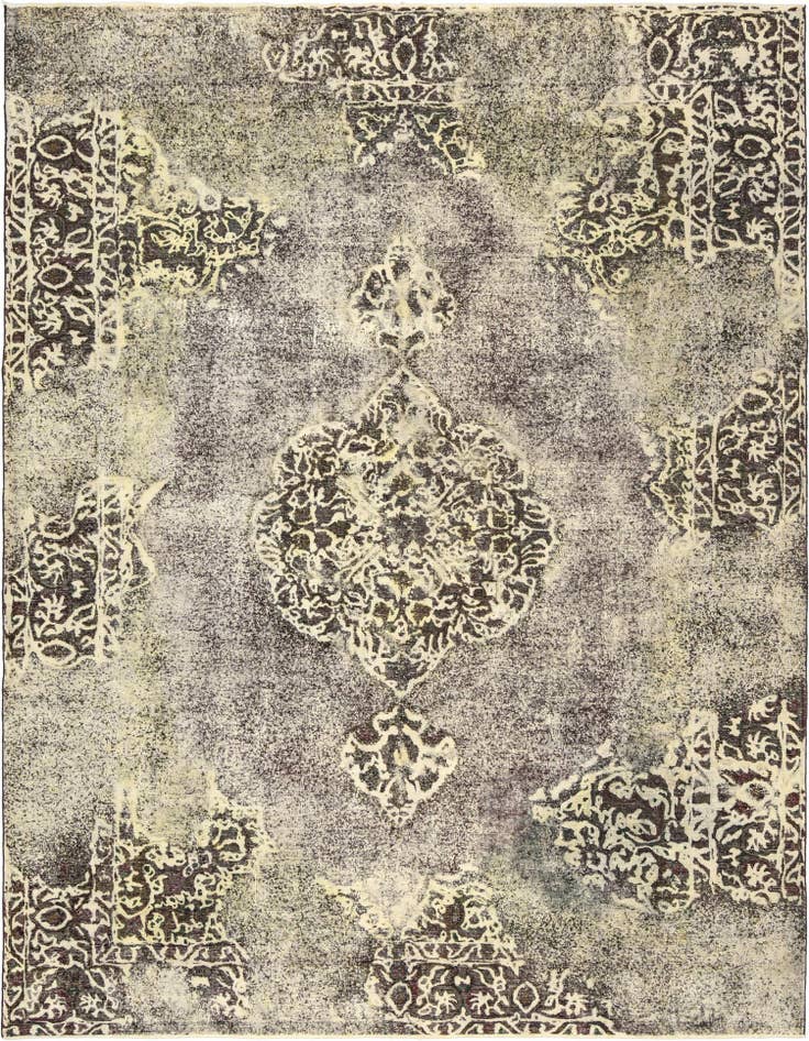 Detail image of 9' 1 x 12' 1 Vintage Royal Wool Rug