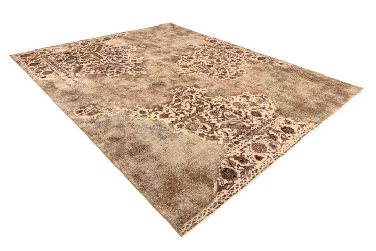Detail image of 9' 3 x 11' 11 Vintage Royal Wool Rug