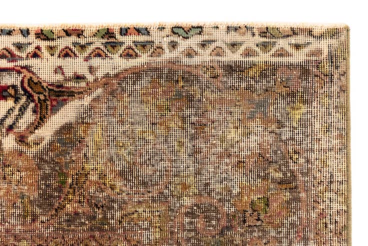 Detail image of 9' 3 x 11' 11 Vintage Royal Wool Rug