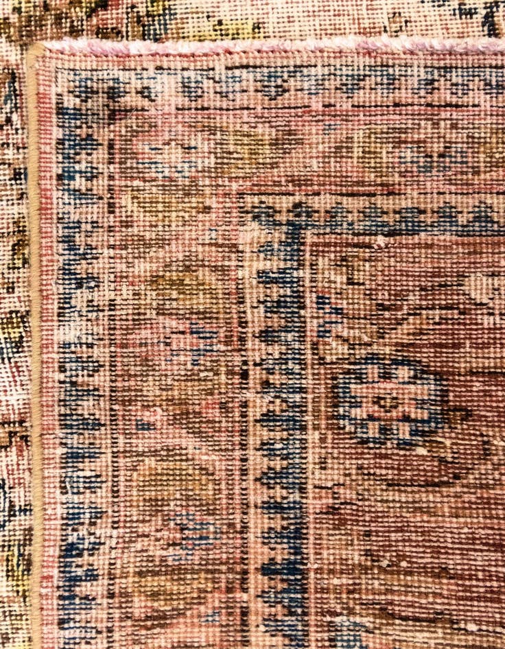 Detail image of 9' 4 x 12' 9 Vintage Royal Wool Rug