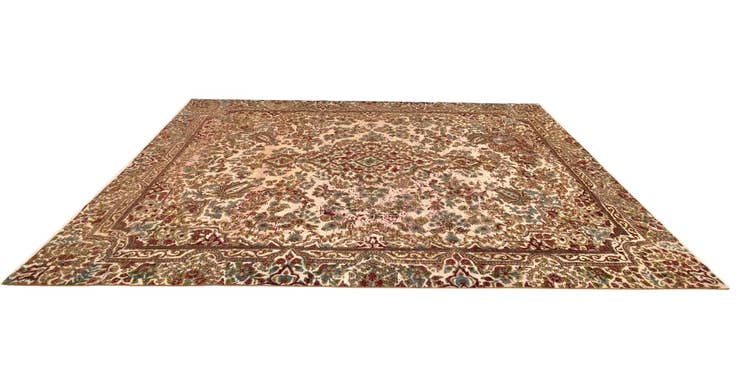 Detail image of 9' 2 x 12' 6 Vintage Royal Wool Rug