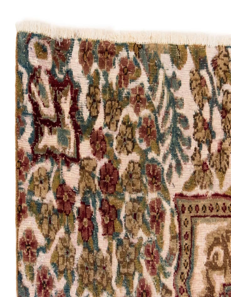 Detail image of 9' 2 x 12' 6 Vintage Royal Wool Rug