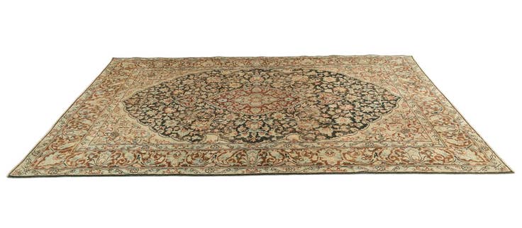 Detail image of 5' 6 x 8' 9 Vintage Royal Wool Rug