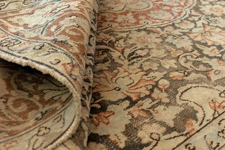5' 6 x 8' 9 Vintage Royal Wool Rug