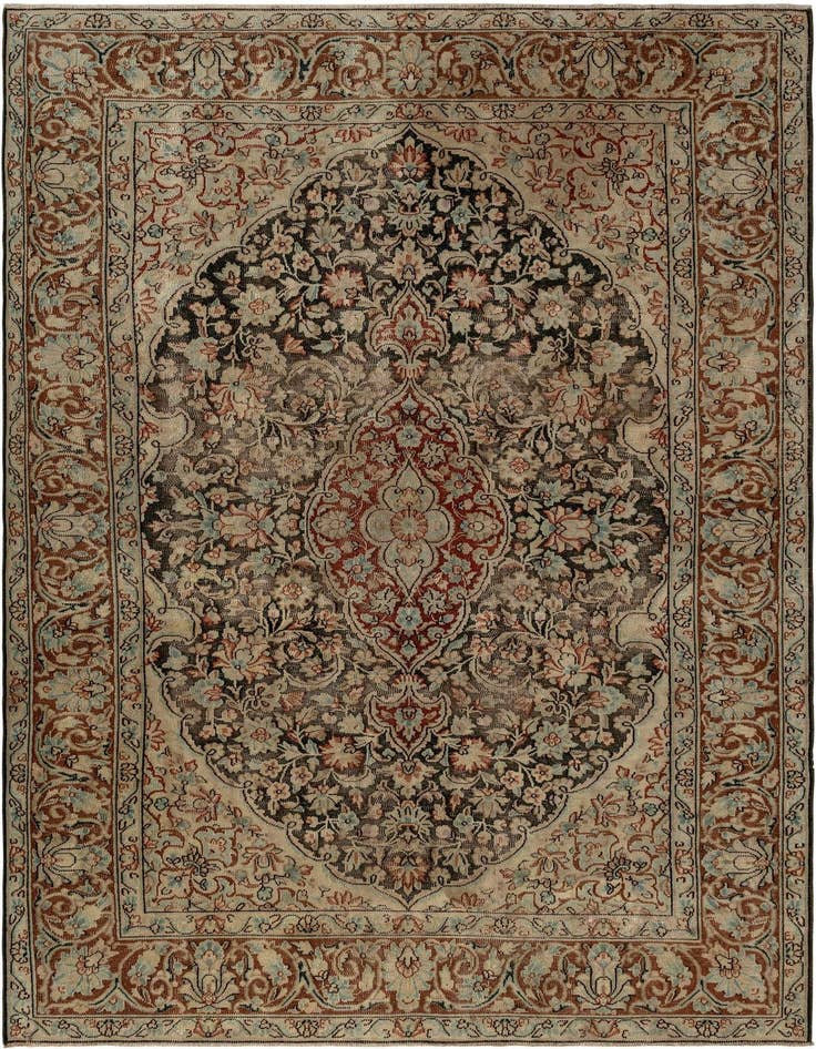 Detail image of 5' 6 x 8' 9 Vintage Royal Wool Rug