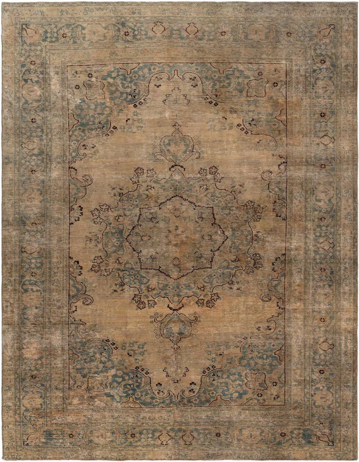 Detail image of 6' 3 x 9' 5 Vintage Royal Wool Rug