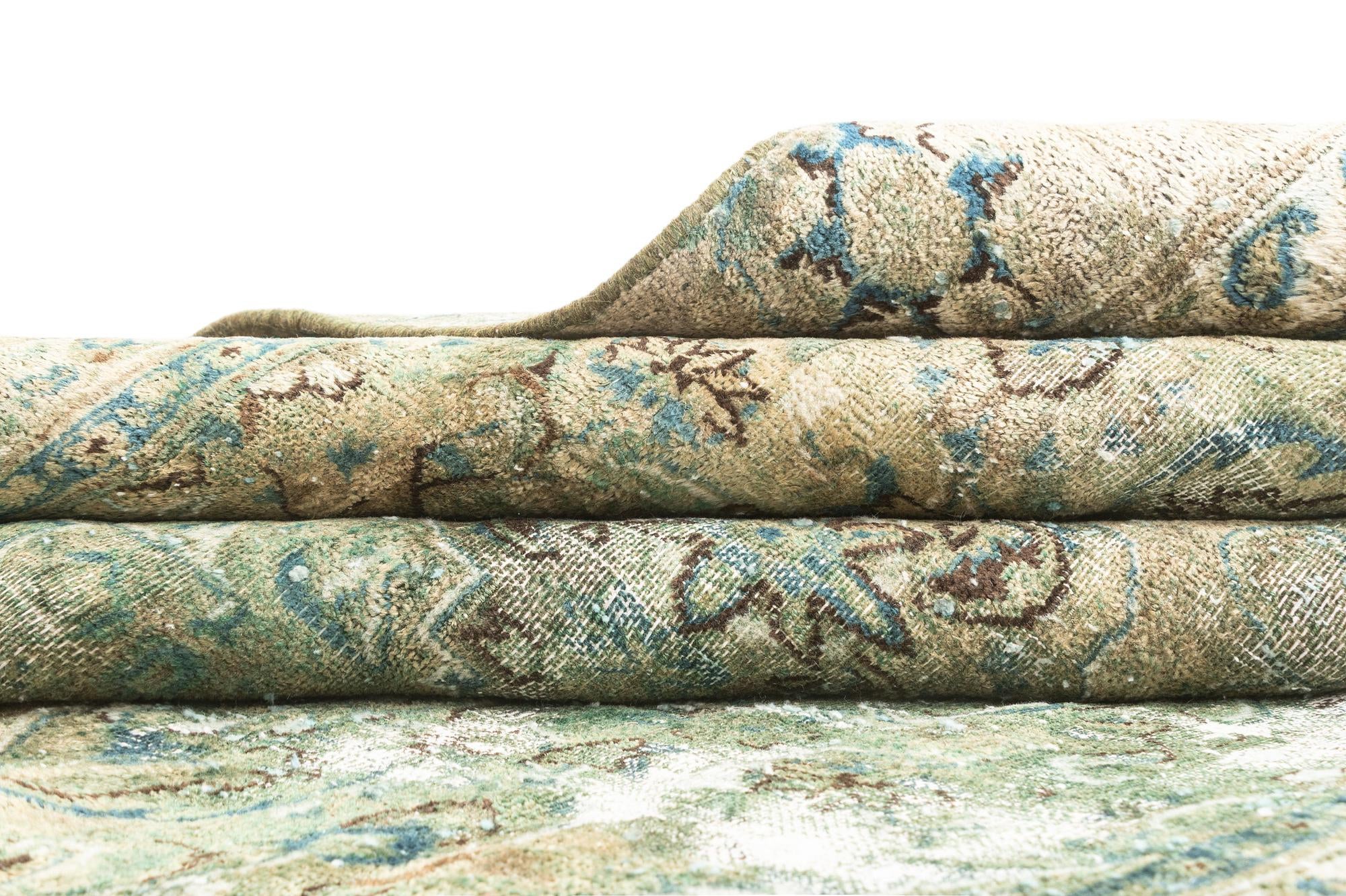 5' 9 x 8' 10 Vintage Royal Rug