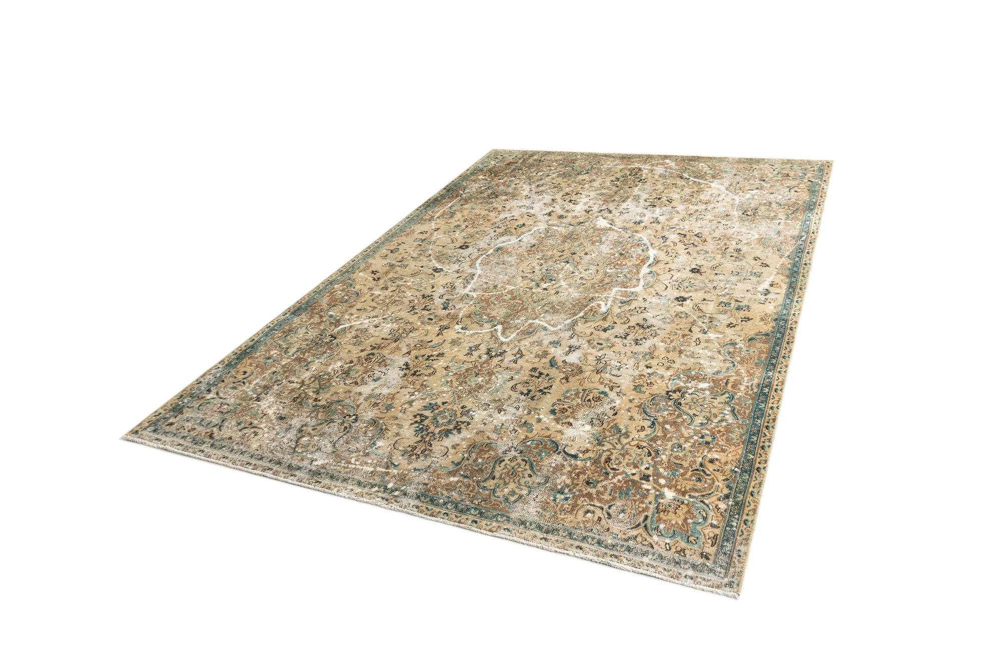 6' 11 x 10' 4 Vintage Royal Rug