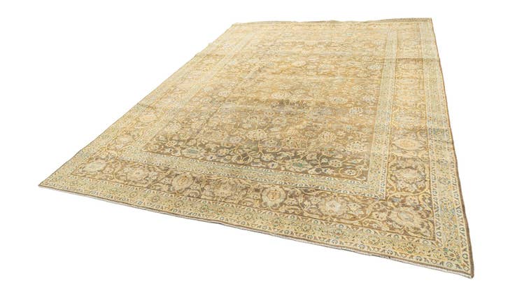 Detail image of 9' 4 x 12' 8 Vintage Royal Rug