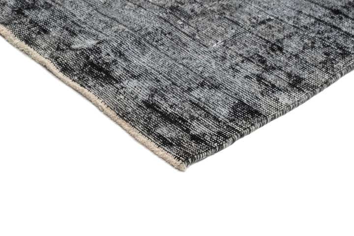 6' x 8' 4 Vintage Rug