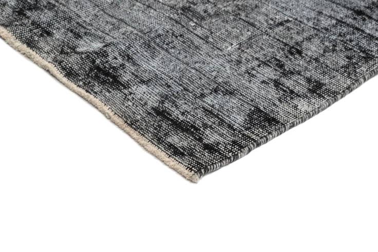Detail image of 6' x 8' 4 Vintage Rug