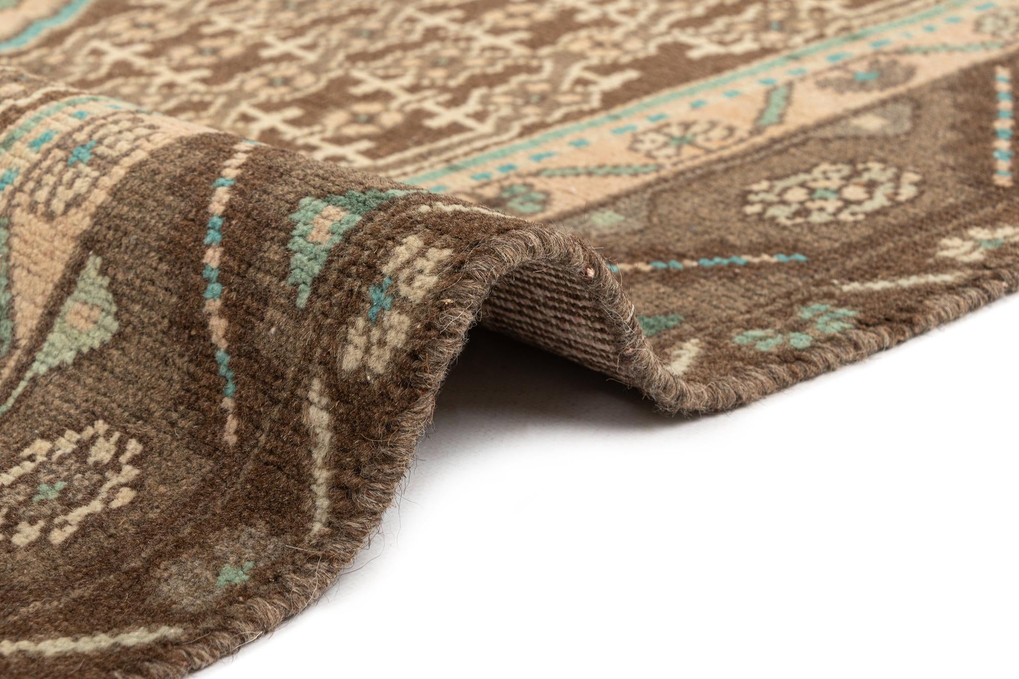 4' 6 x 9' 4 Vintage Wool Rug