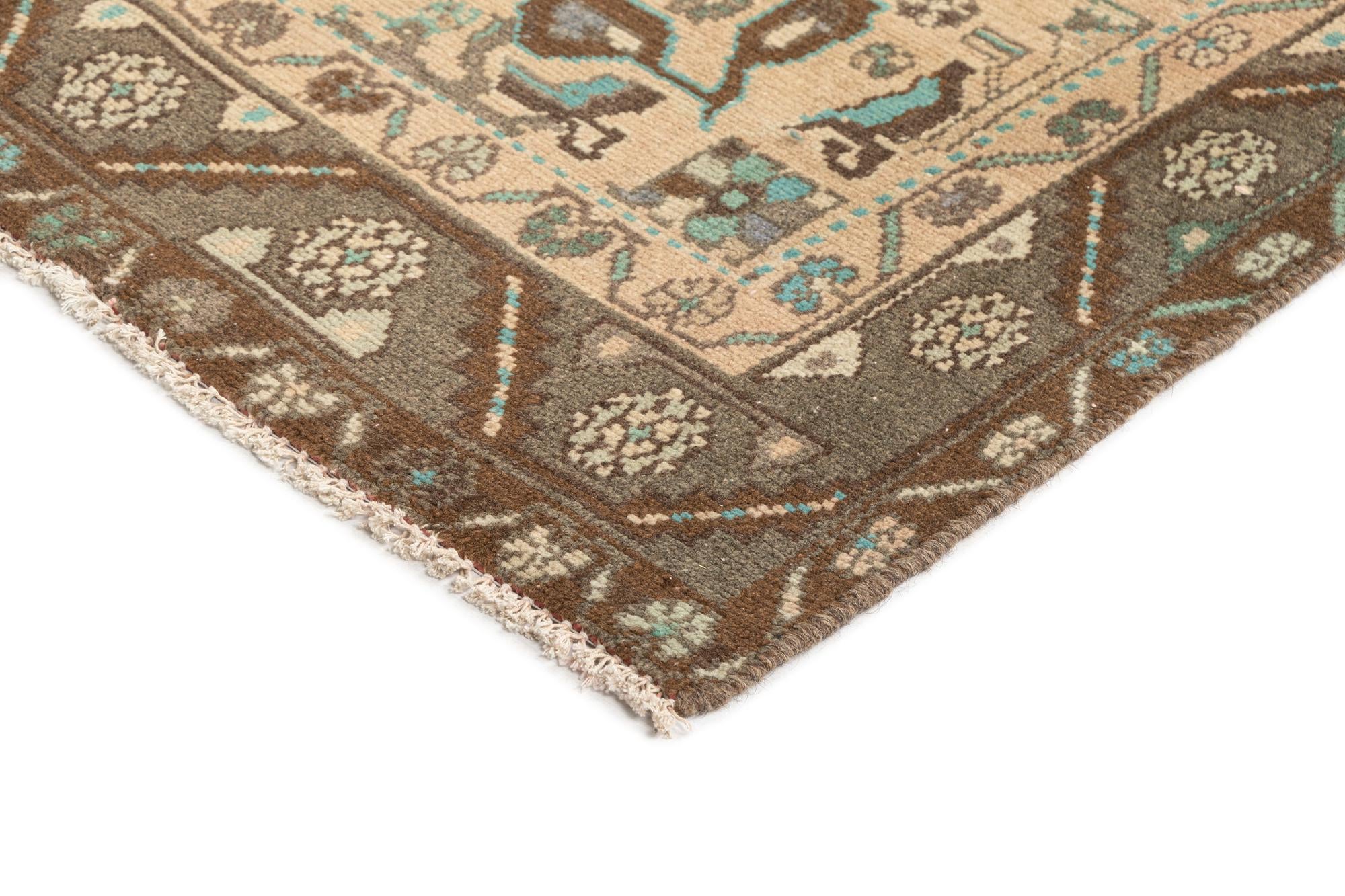 4' 6 x 9' 4 Vintage Wool Rug