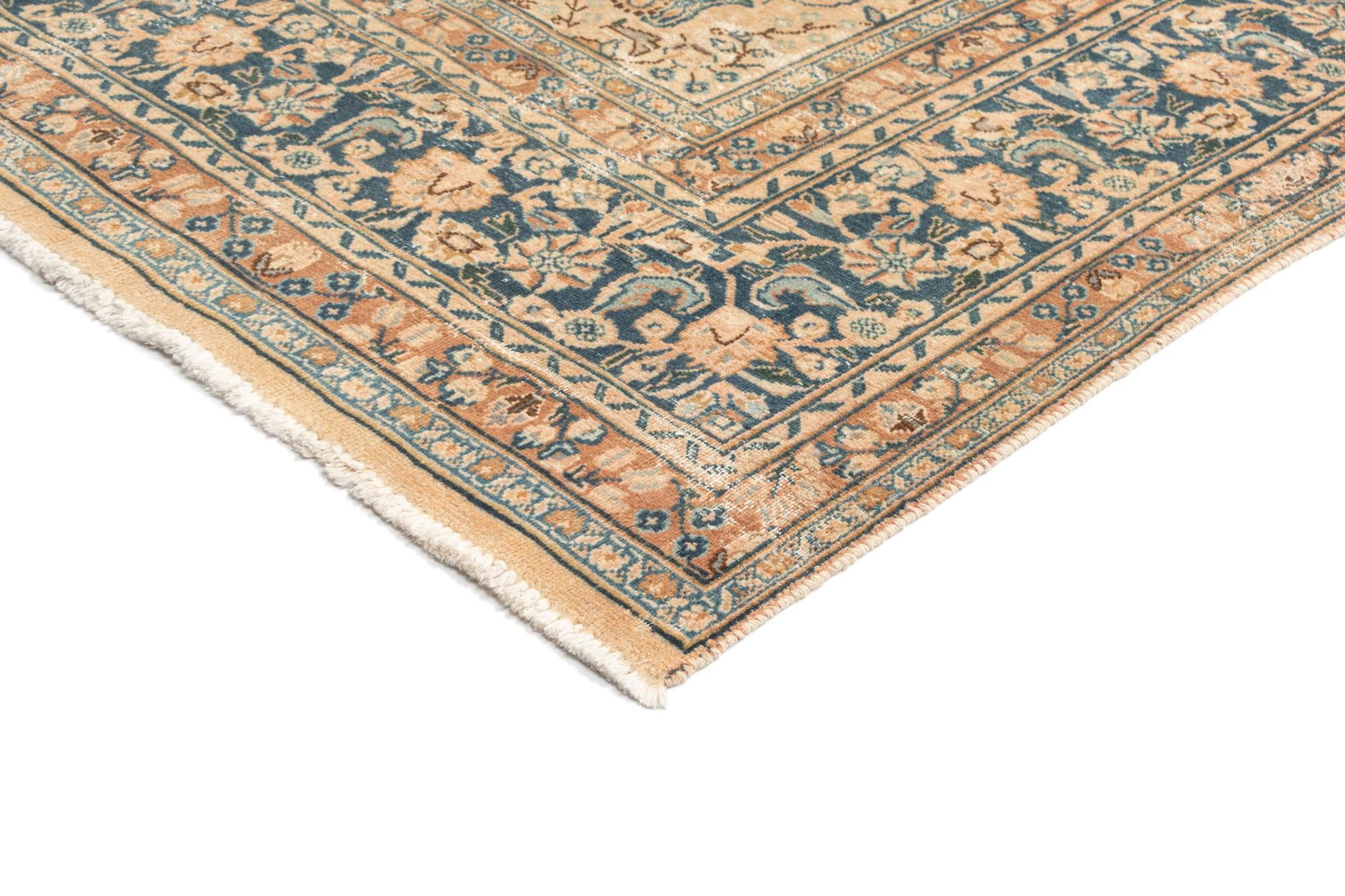 9' 9 x 12' 6 Vintage Wool Rug