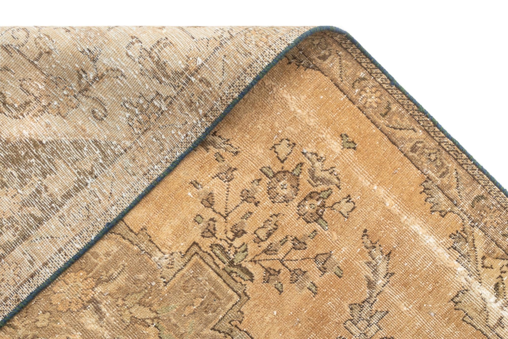 6' 1 x 8' 11 Vintage Rug