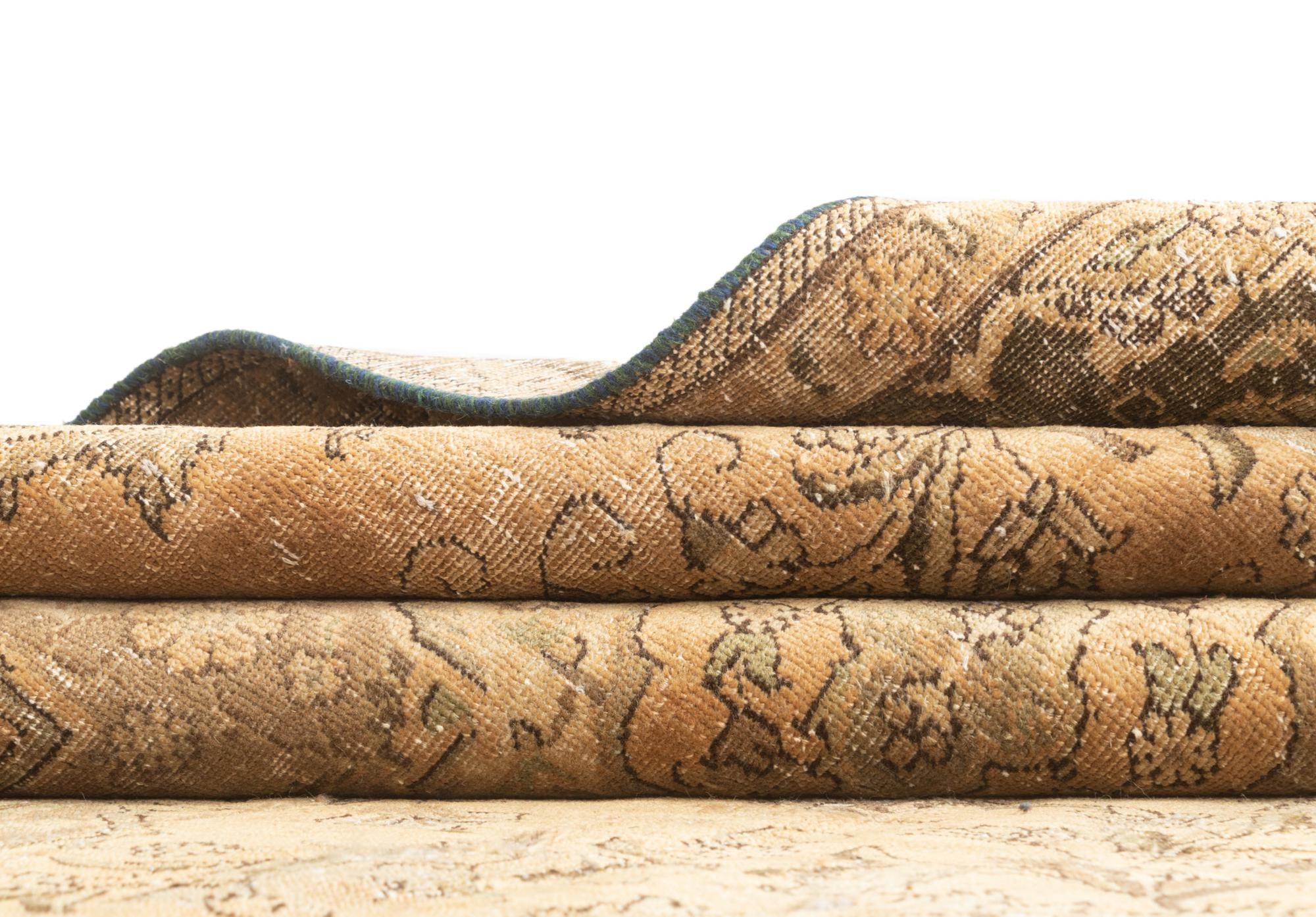6' 1 x 8' 11 Vintage Rug