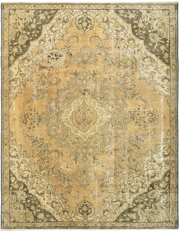 Detail image of 6' 1 x 8' 11 Vintage Rug