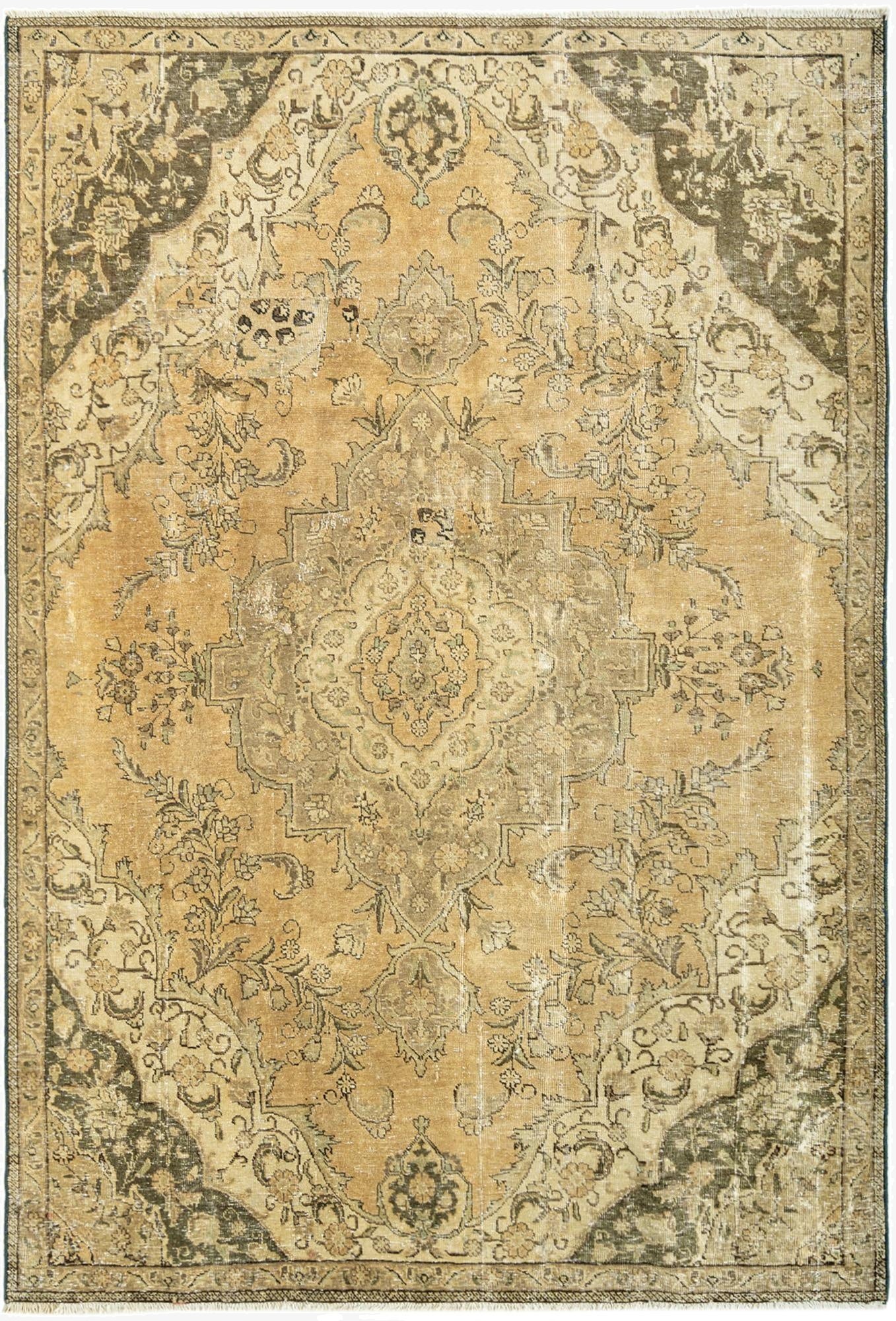 6' 1 x 8' 11 Vintage Rug
