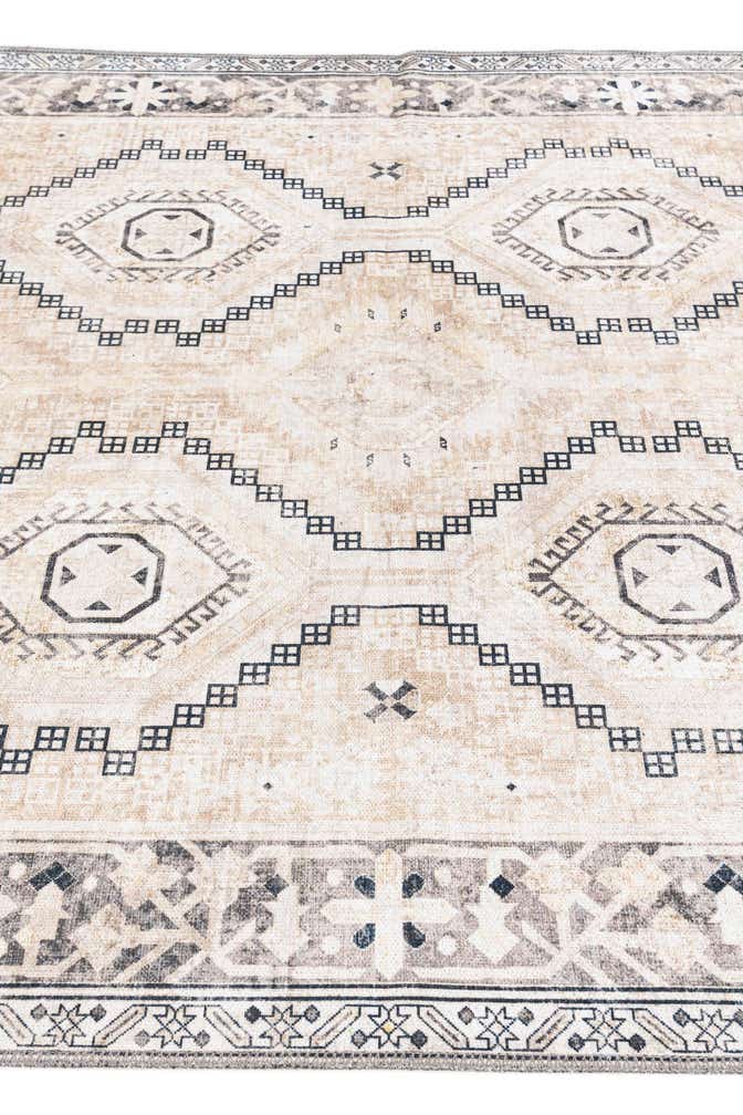 5' x 8' Washable Yara Rug