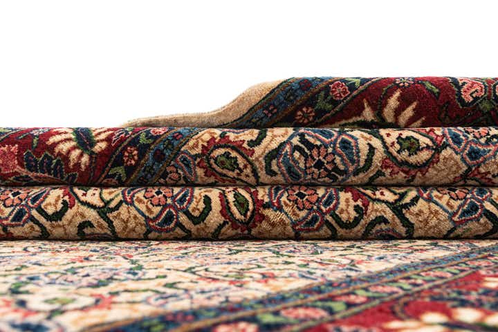 4' 8 x 6' 9 Yazd Rug