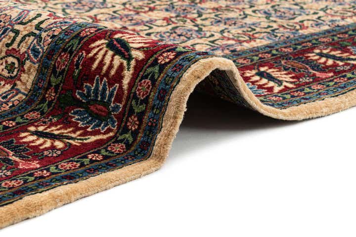 4' 8 x 6' 9 Yazd Rug