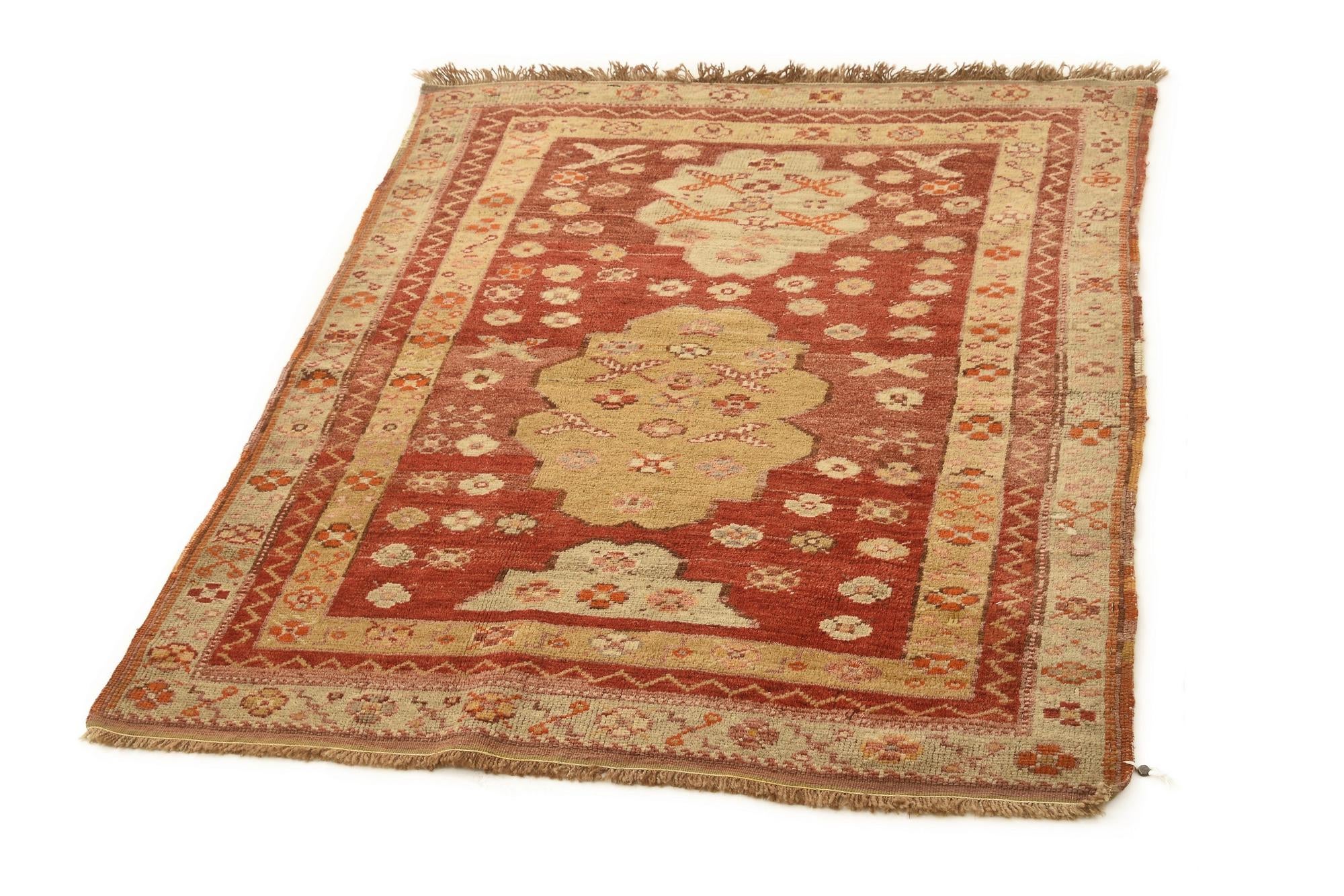 3' 3 x 4' 3 Yuruk Rug