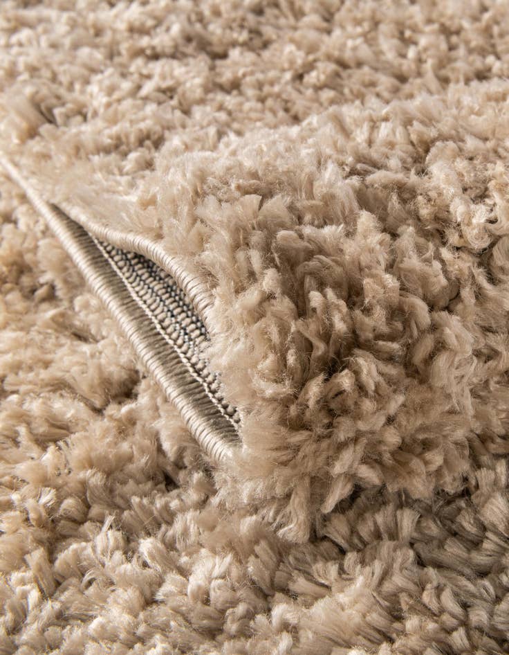 Detail image of 5' 10 x 9' Zermatt Shag Rug