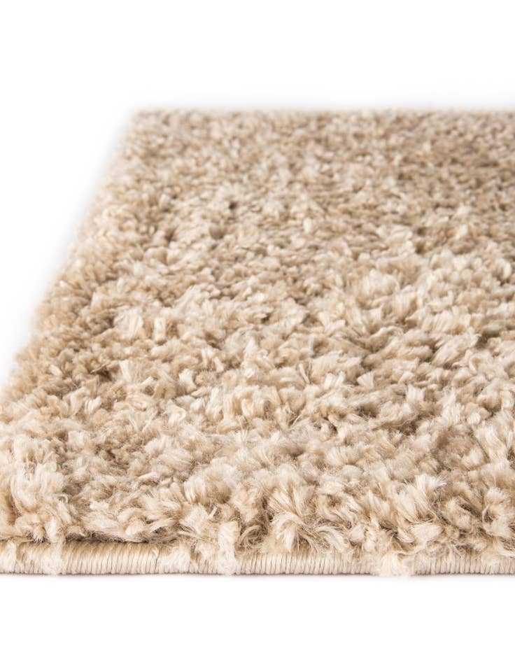 Detail image of 5' 10 x 9' Zermatt Shag Rug