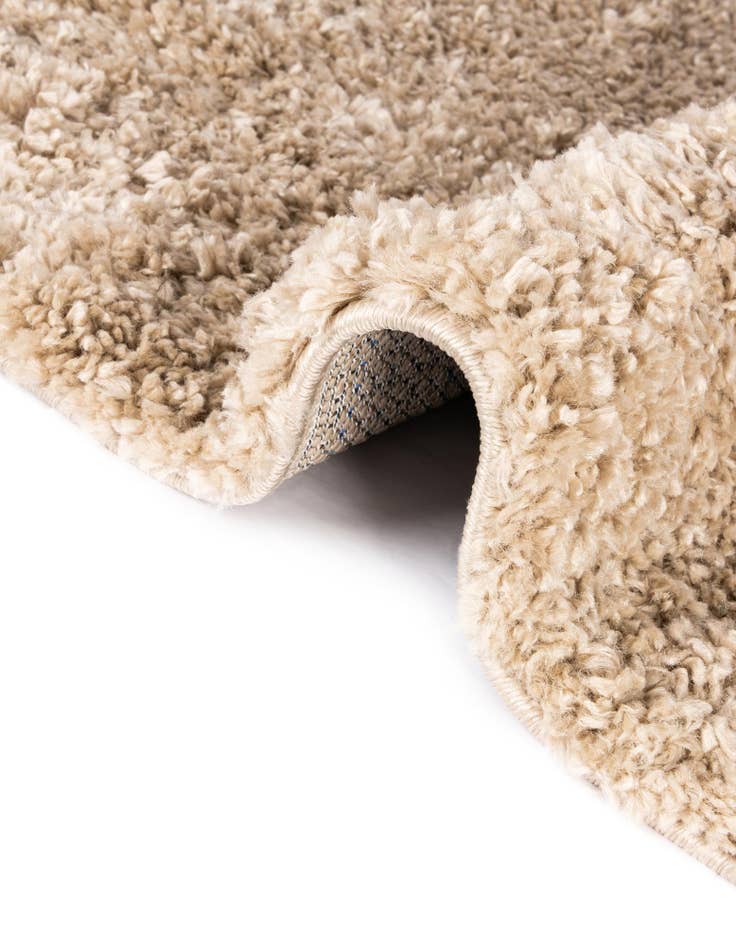 Detail image of 5' 10 x 9' Zermatt Shag Rug