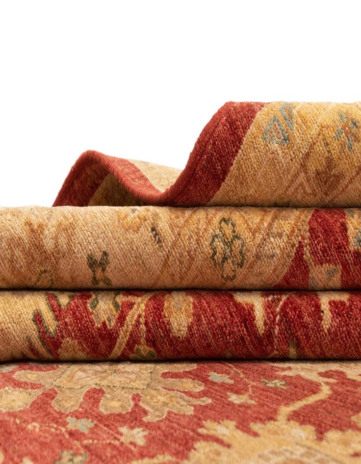 Detail image of 6' 8 x 10' 4 Ziegler Wool Rug