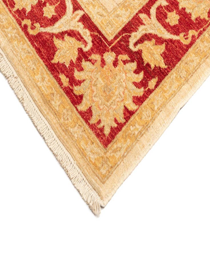 Detail image of 6' 8 x 10' Ziegler Wool Rug