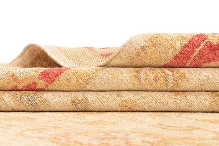 Detail image of 6' 9 x 9' 8 Ziegler Wool Rug