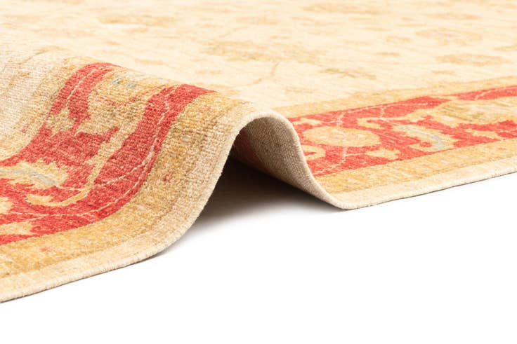 Detail image of 6' 9 x 9' 8 Ziegler Wool Rug