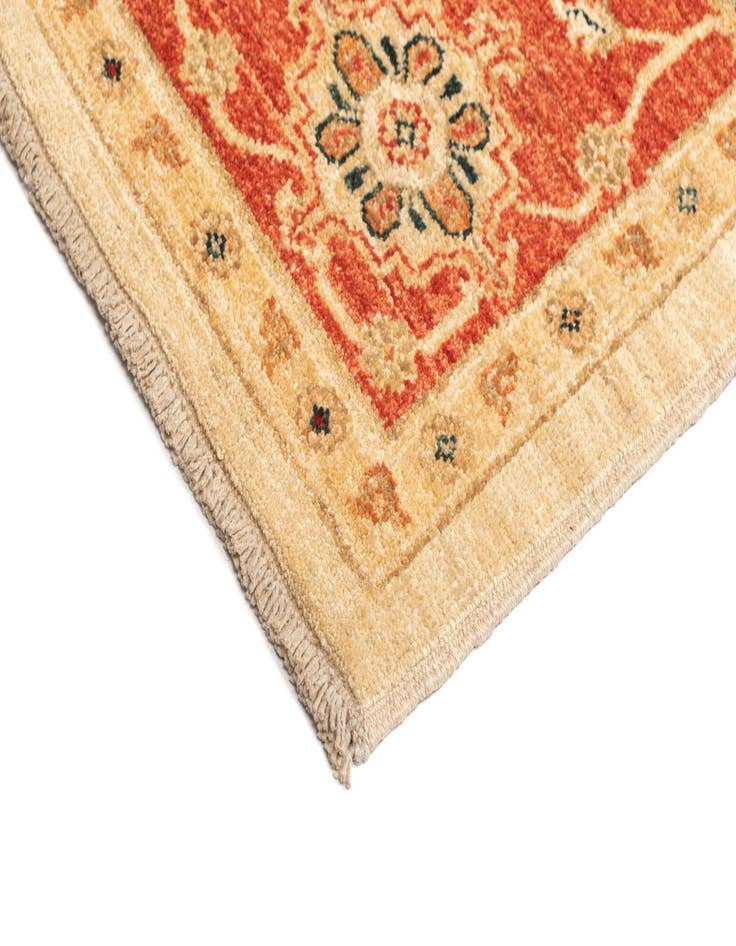 Detail image of 6' 11 x 9' 11 Ziegler Wool Rug