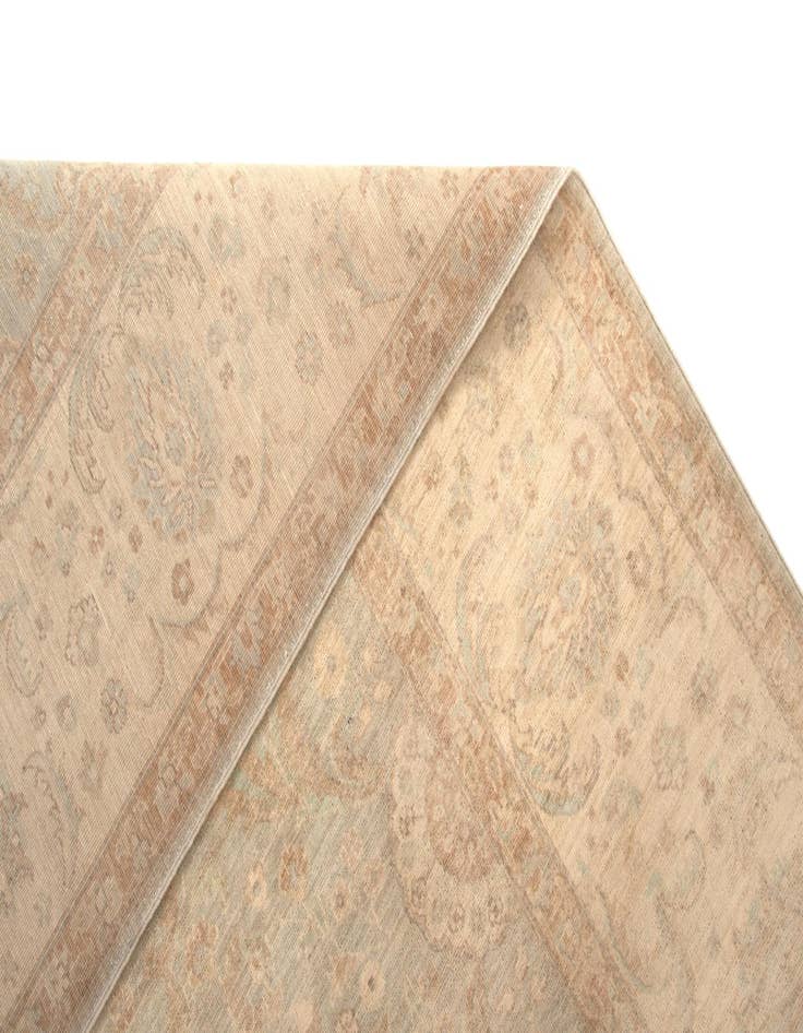 Detail image of 7' 9 x 9' 8 Ziegler Wool Rug