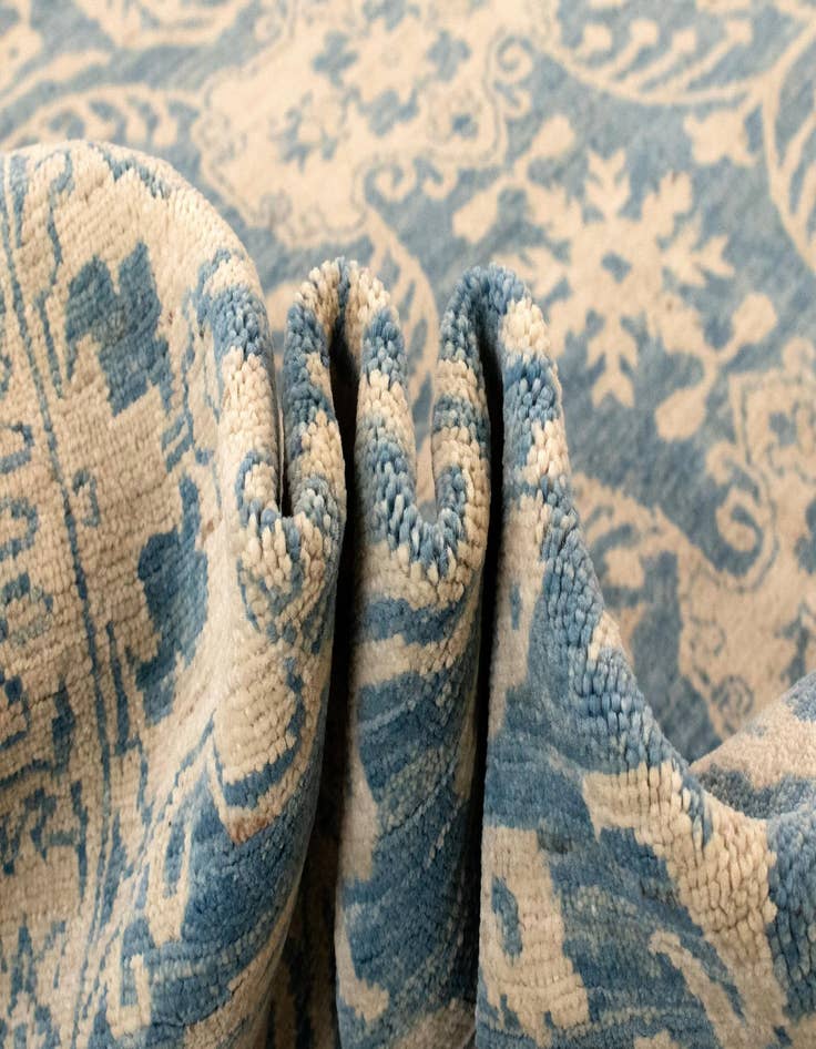 Detail image of 8' 9 x 11' 10 Ziegler Wool Rug