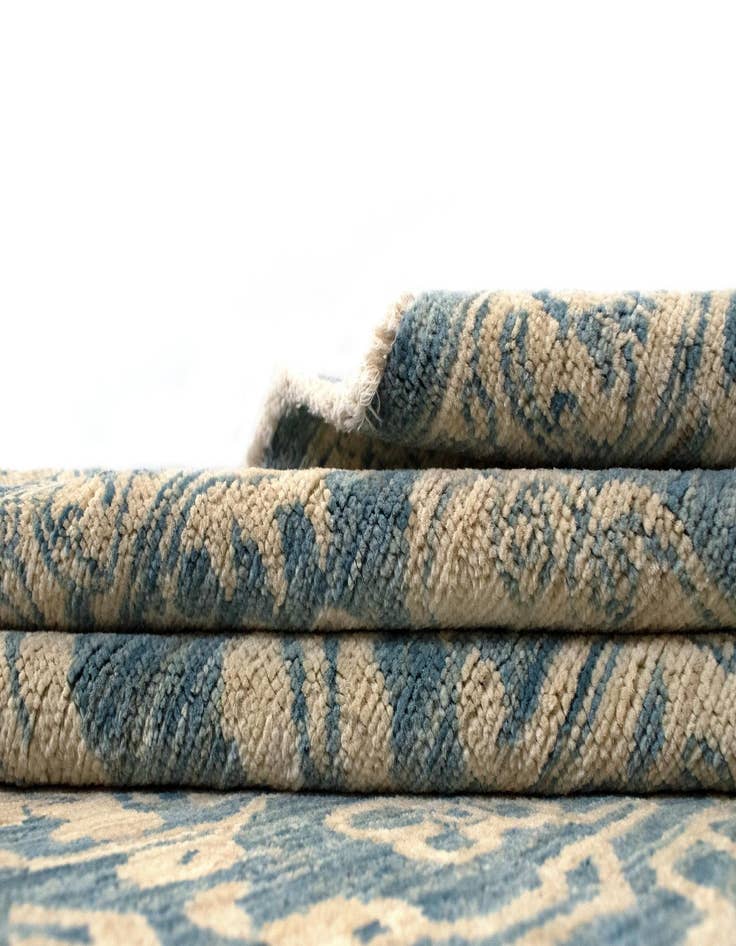 Detail image of 8' 9 x 11' 10 Ziegler Wool Rug