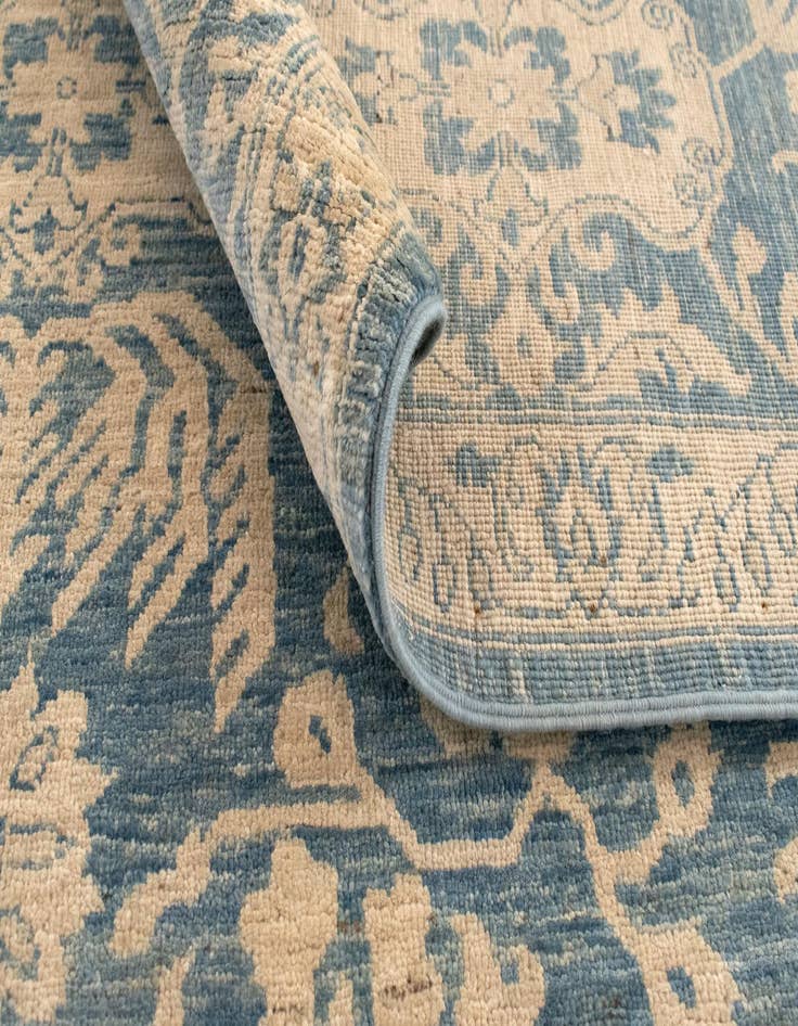 Detail image of 8' 9 x 11' 10 Ziegler Wool Rug